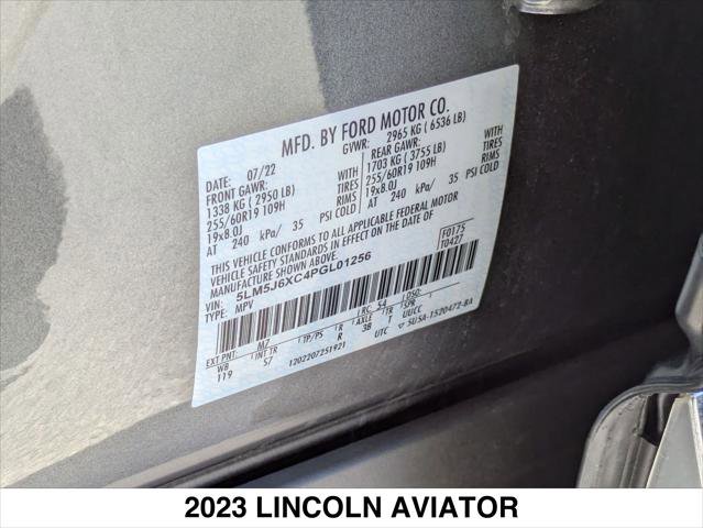 Certified 2023 Lincoln Aviator AWD w/ Class IV Trailer Tow Package image 27