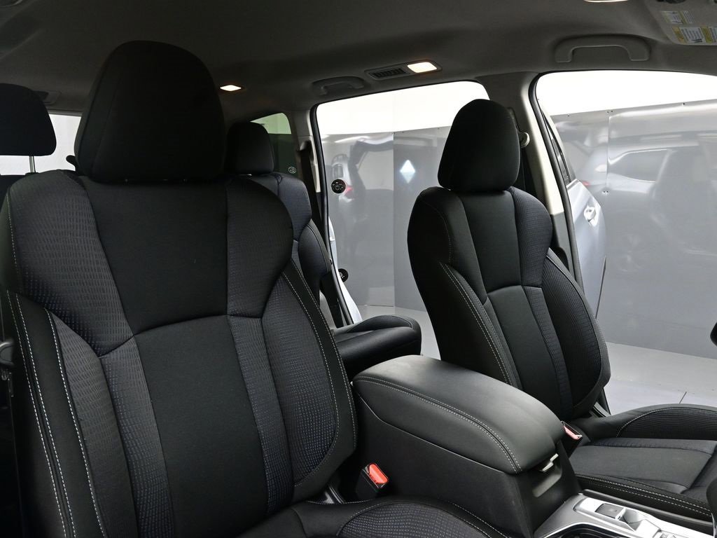 Used 2024 Subaru Ascent Premium w/ Convenience Package image 13