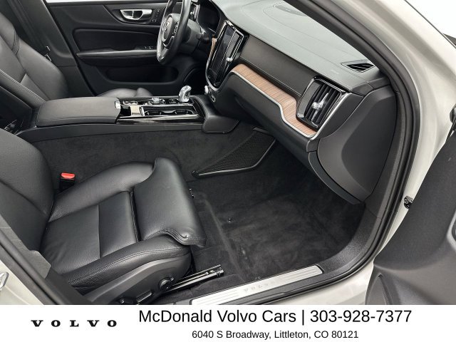 Used 2019 Volvo S60 T8 Inscription AWD/4WD image 25