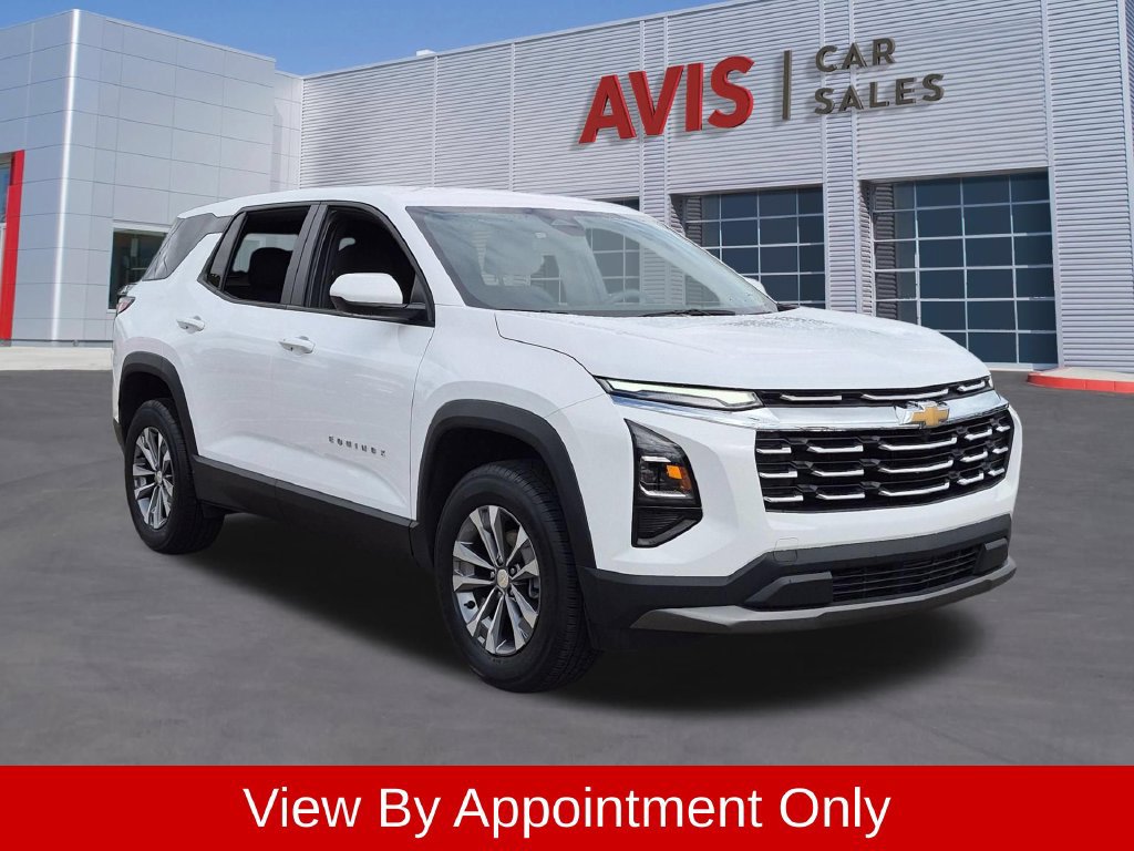 Used 2026 Chevrolet Equinox LT FWD image 3