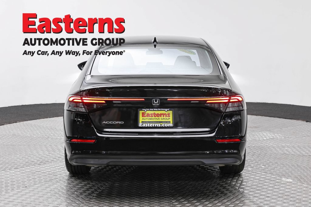 Used 2025 Honda Accord SE image 6