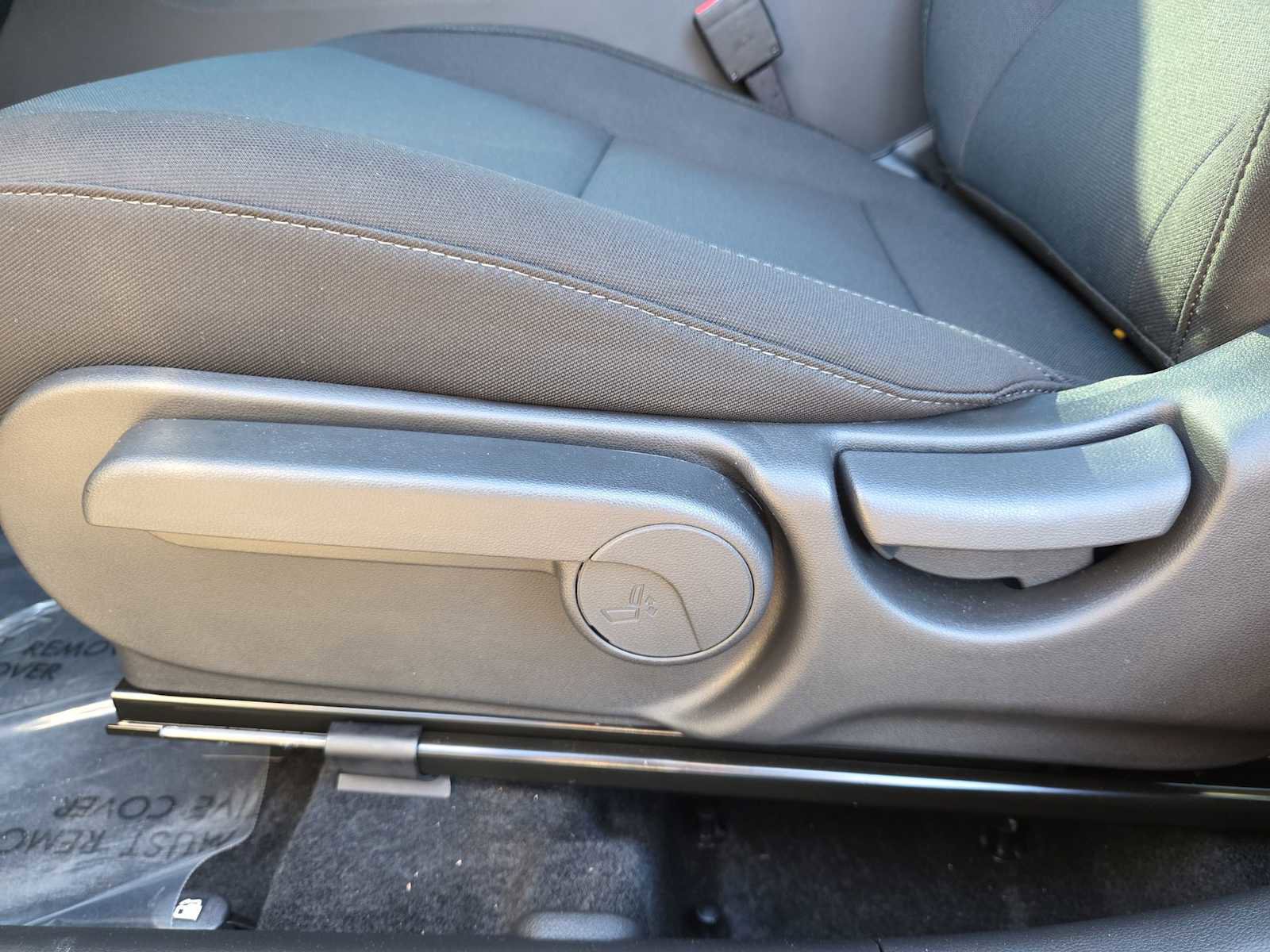 New 2026 Hyundai Kona SE image 17