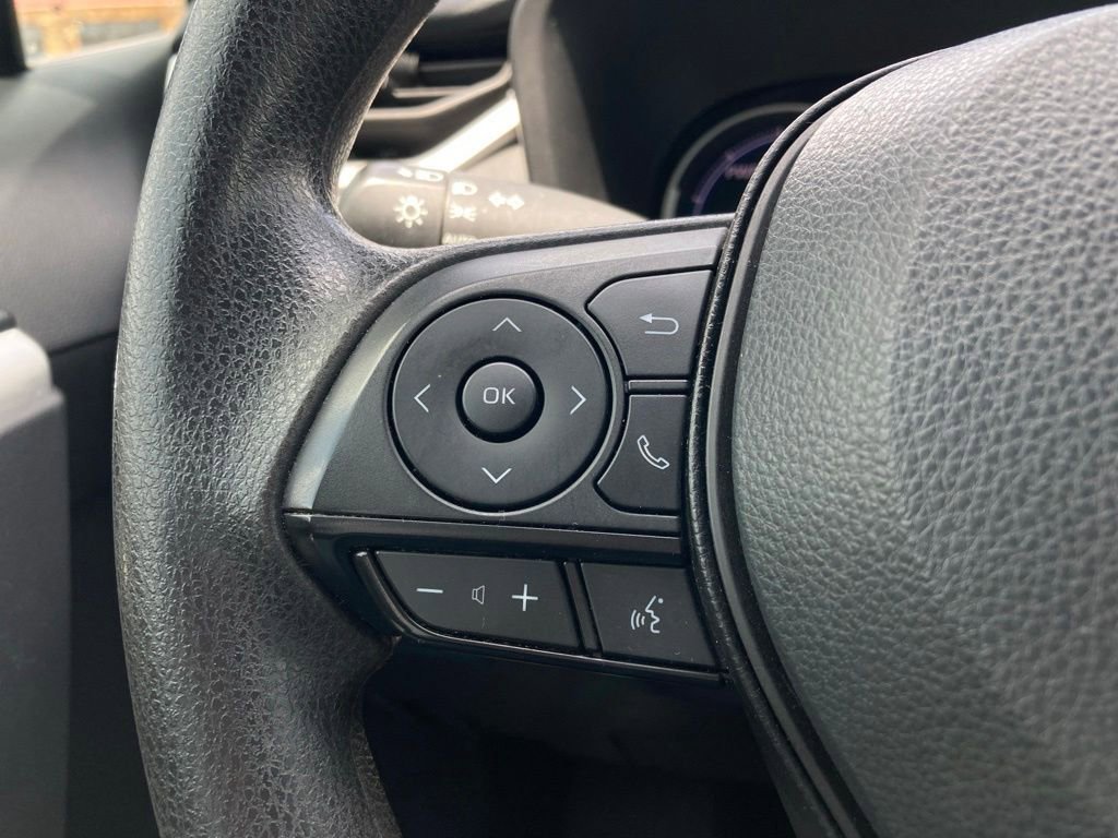 Used 2024 Toyota RAV4 XLE AWD/4WD image 12