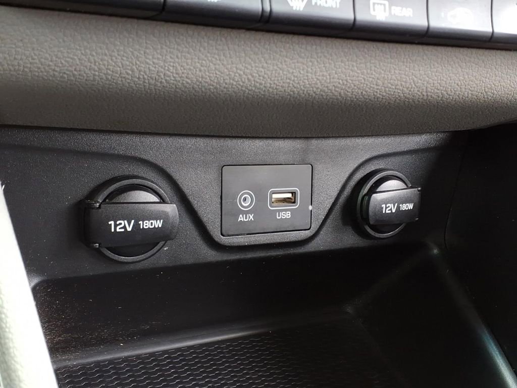 Used 2021 Hyundai Tucson Value w/ Cargo Package FWD image 16