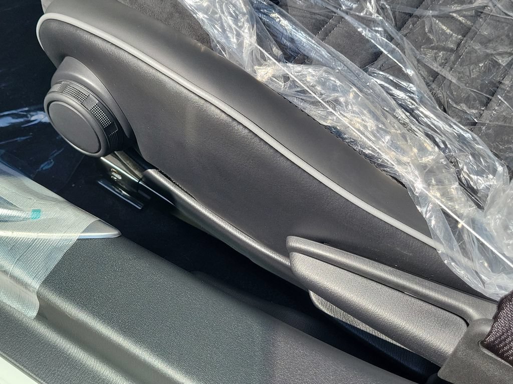 New 2026 MAZDA MX-5 Miata RF Club w/ Interior Package RWD image 17