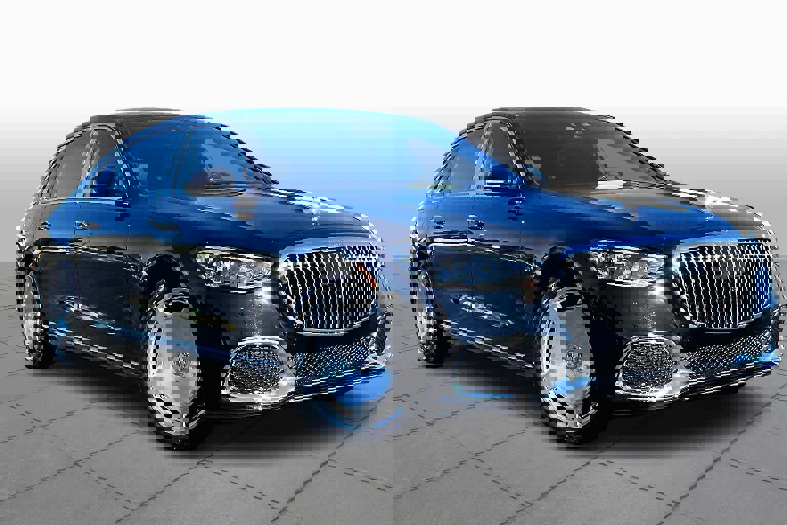 Certified 2024 Mercedes-Benz Maybach S 580 4MATIC image 3