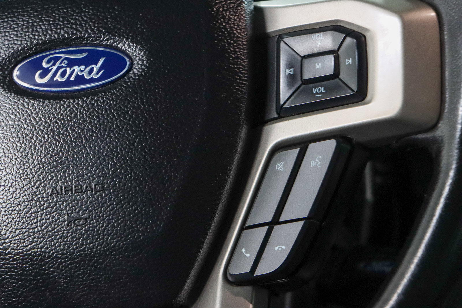 Used 2021 Ford F250 Lariat w/ Lariat Value Package AWD/4WD image 15
