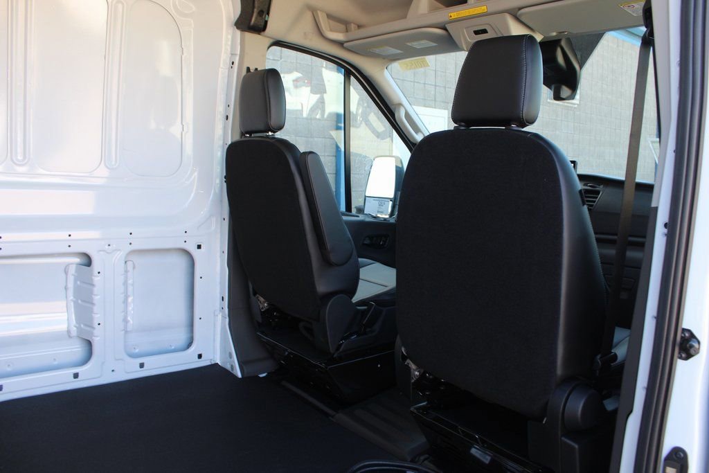 New 2026 Ford Transit 350 148 Medium Roof RWD image 34