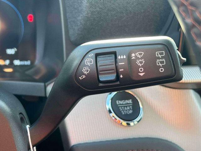 Used 2026 Ford Explorer Active AWD/4WD image 29