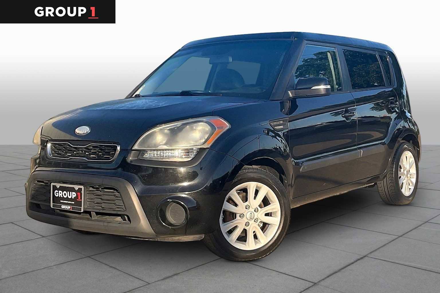 Used 2013 Kia Soul + FWD image 1