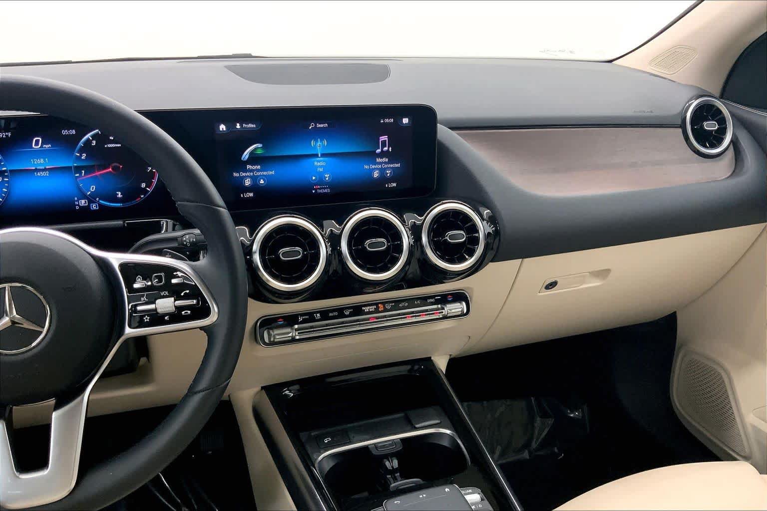 Certified 2022 Mercedes-Benz GLA 250 image 25