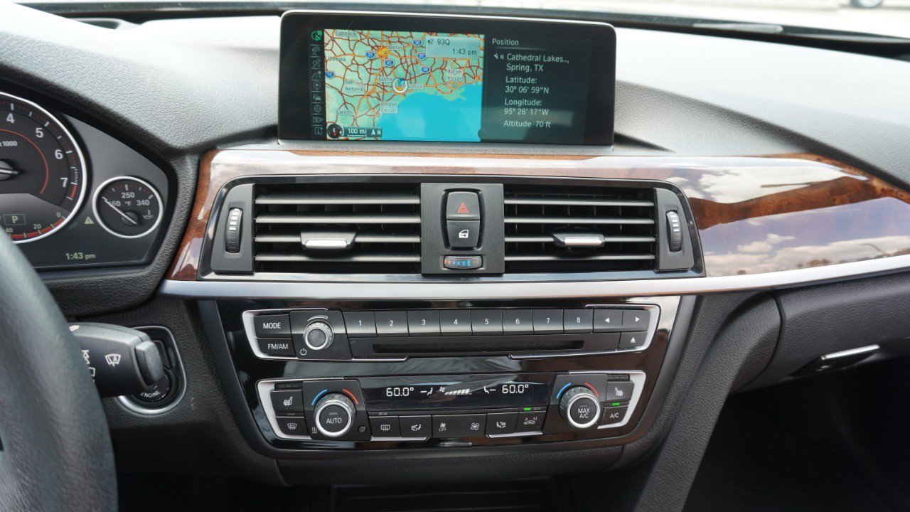 Used 2016 BMW 428i Convertible image 16