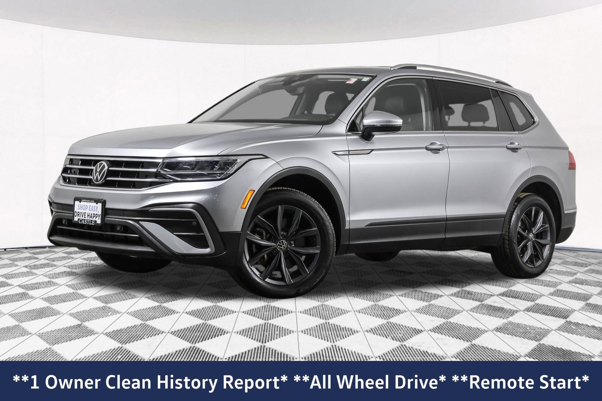 Used 2023 Volkswagen Tiguan SE image 2