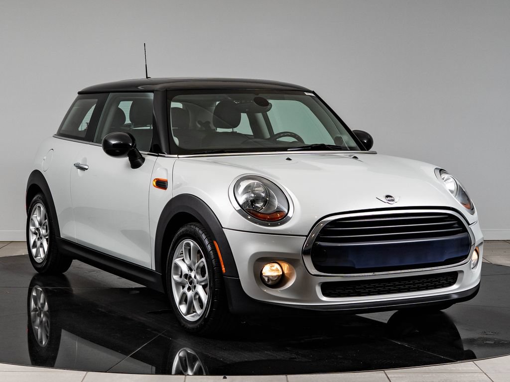 Used 2016 MINI Cooper 2-Door Hardtop FWD image 12