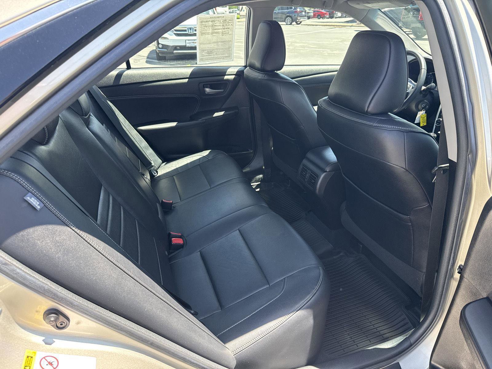 Used 2017 Toyota Camry XLE FWD image 20