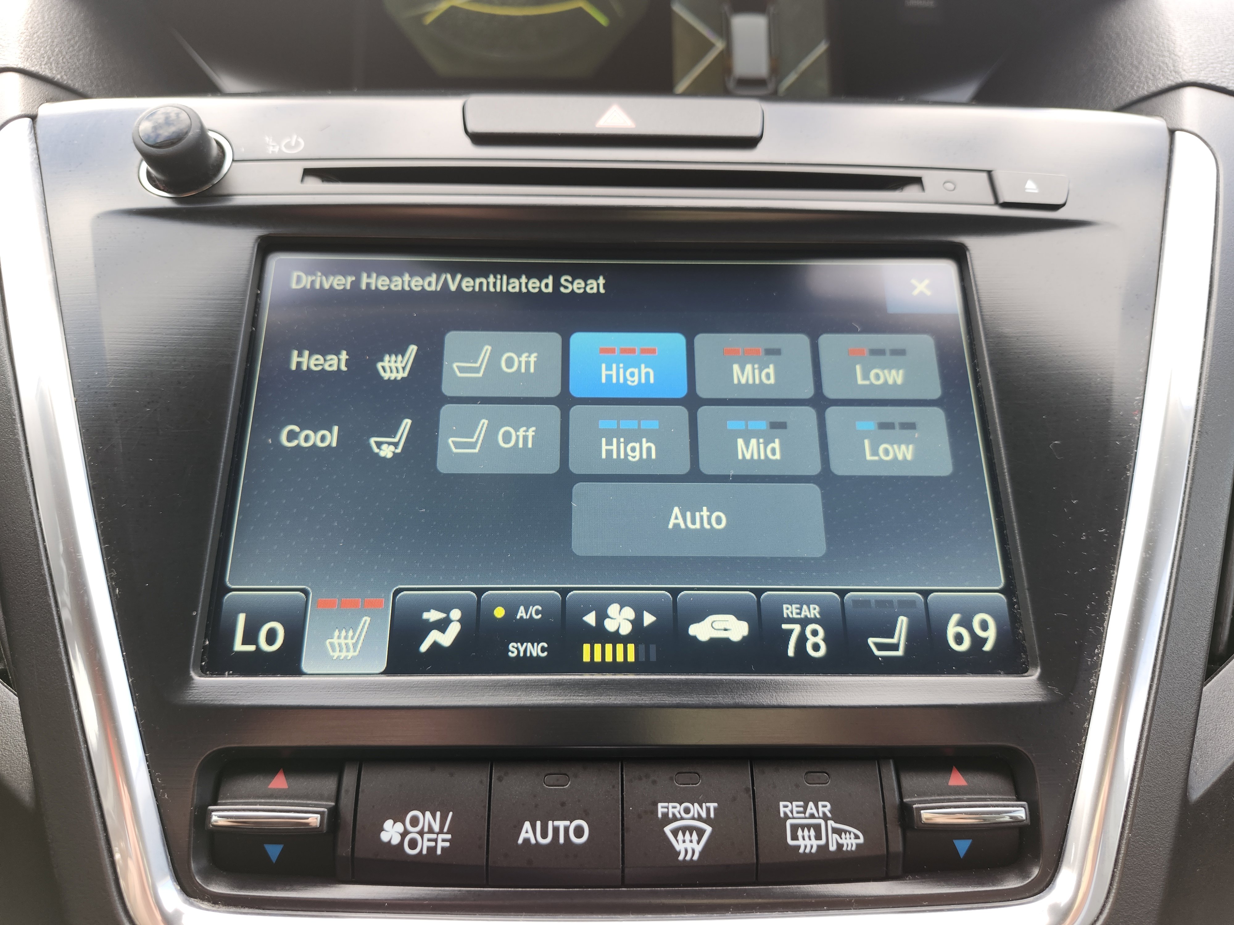 Used 2018 Acura MDX w/ Advance & Entertainment image 10