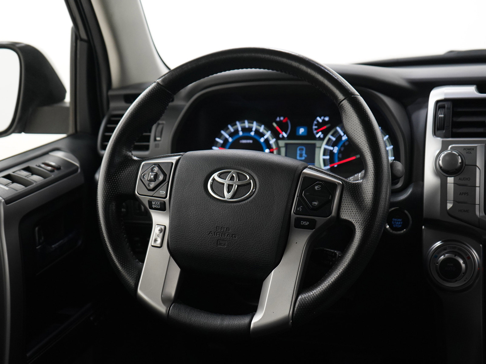 Used 2015 Toyota 4Runner Limited AWD/4WD image 16