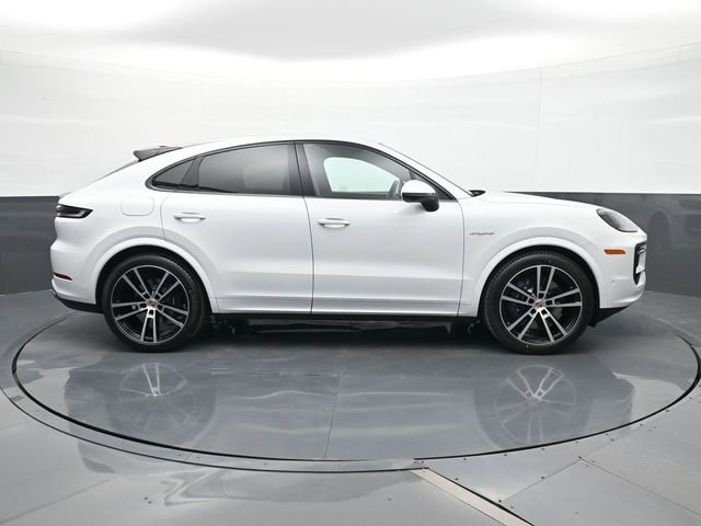New 2026 Porsche Cayenne E-Hybrid Coupe image 24