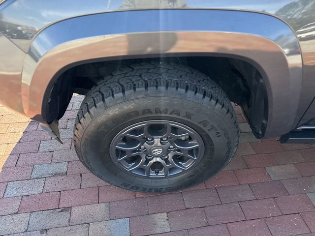 Used 2018 Toyota Tacoma SR5 image 10