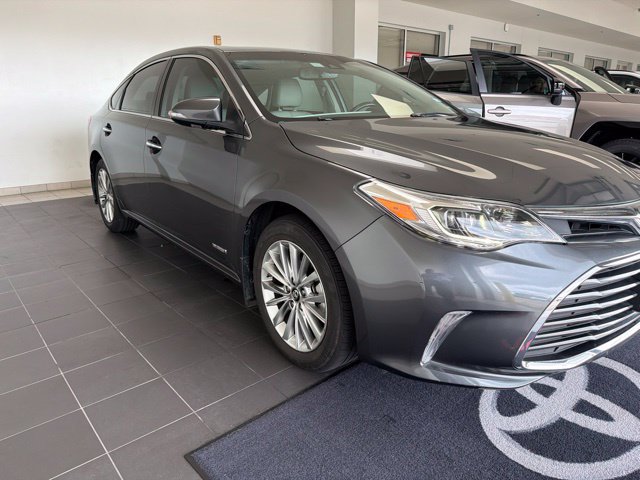 Used 2017 Toyota Avalon Limited FWD image 4