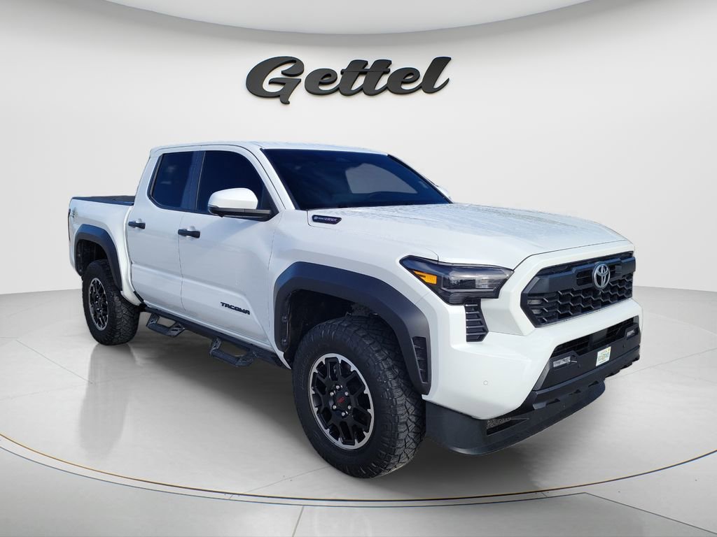 Certified 2025 Toyota Tacoma TRD Off-Road w/ TRD Off Road Premium Package AWD/4WD image 8