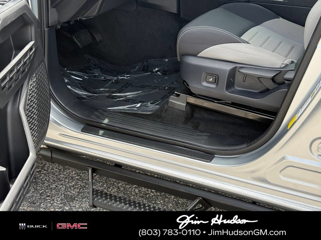 Used 2025 Toyota Tacoma TRD Off-Road AWD/4WD image 22