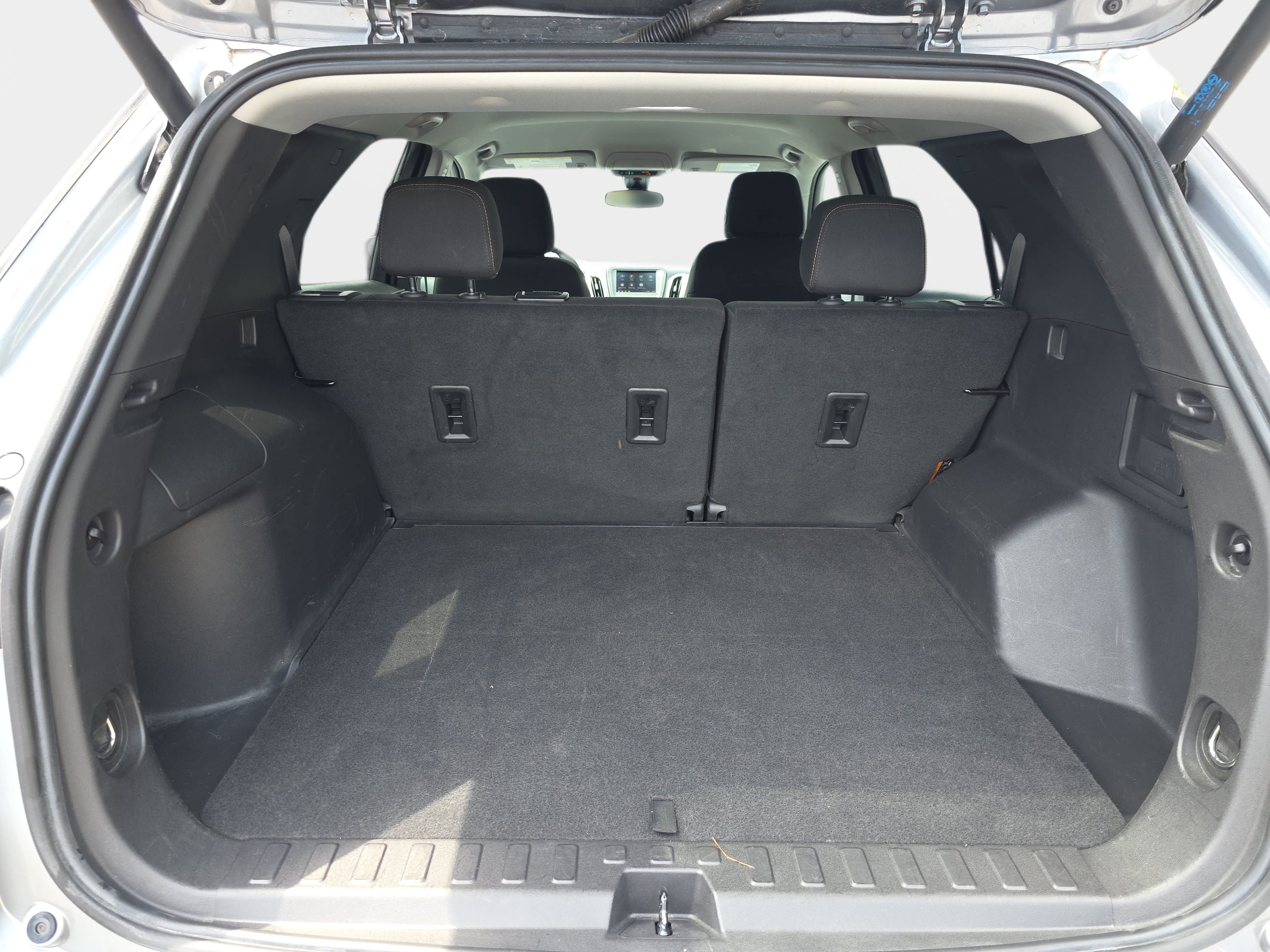 Used 2024 Chevrolet Equinox LT AWD/4WD image 10