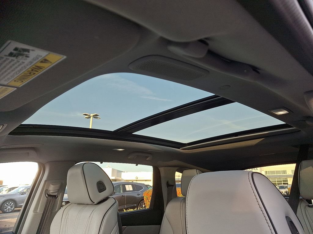 Used 2025 Acura MDX w/ Advance Package image 15