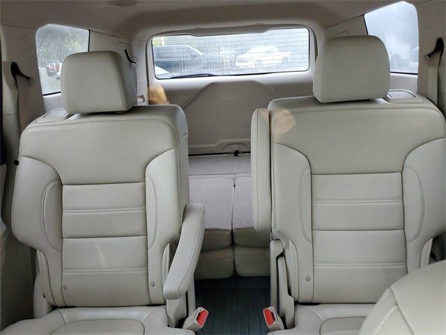 Used 2021 GMC Acadia Denali w/ Denali Technology Package image 13