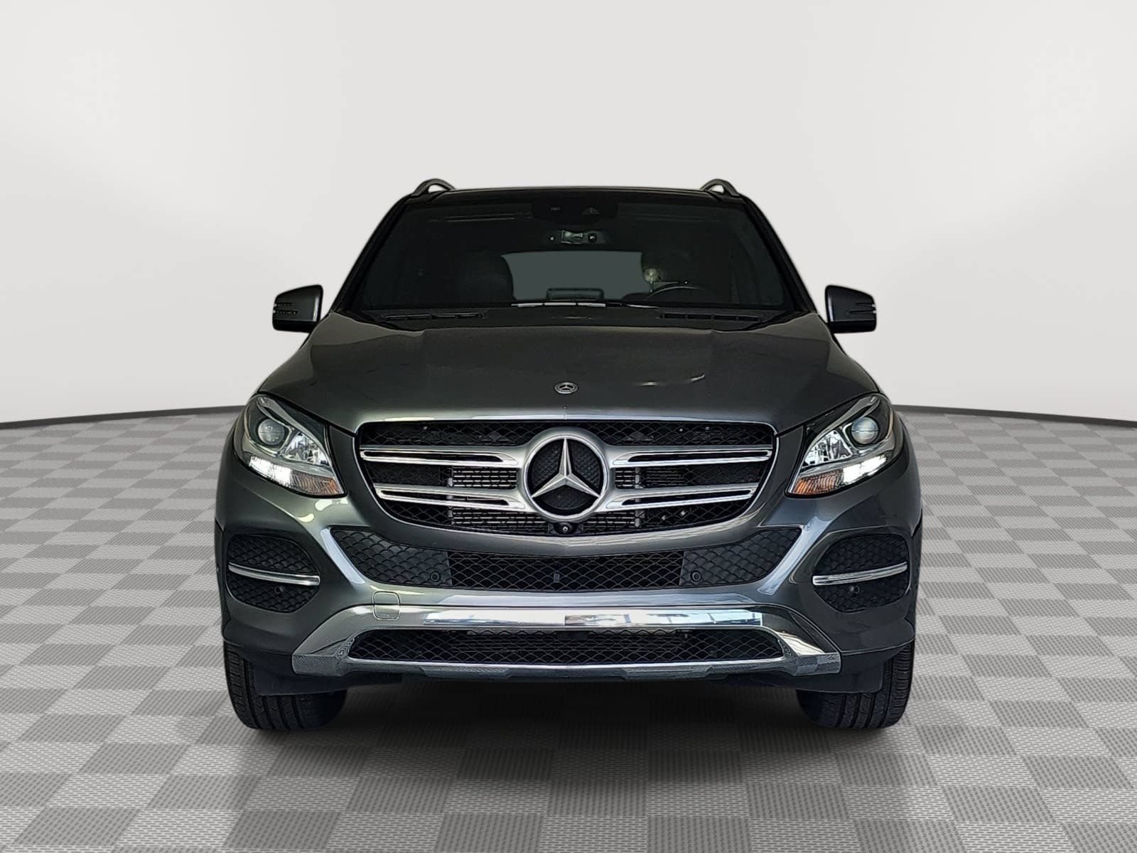 Used 2018 Mercedes-Benz GLE 550e 4MATIC image 3