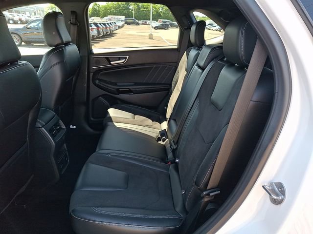 Certified 2022 Ford Edge ST w/ Equipment Group 401A AWD/4WD image 10