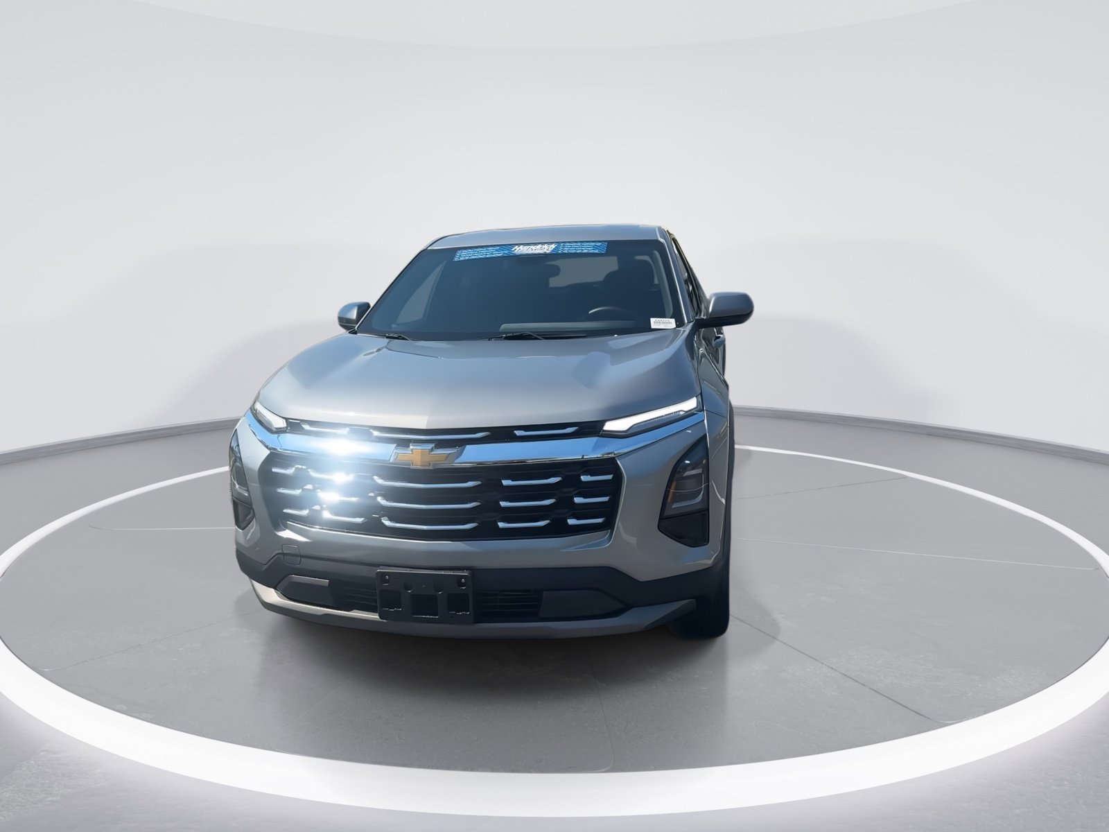 Used 2025 Chevrolet Equinox LT image 3