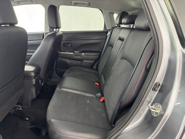 Used 2023 Mitsubishi Outlander Sport SE AWD/4WD image 29