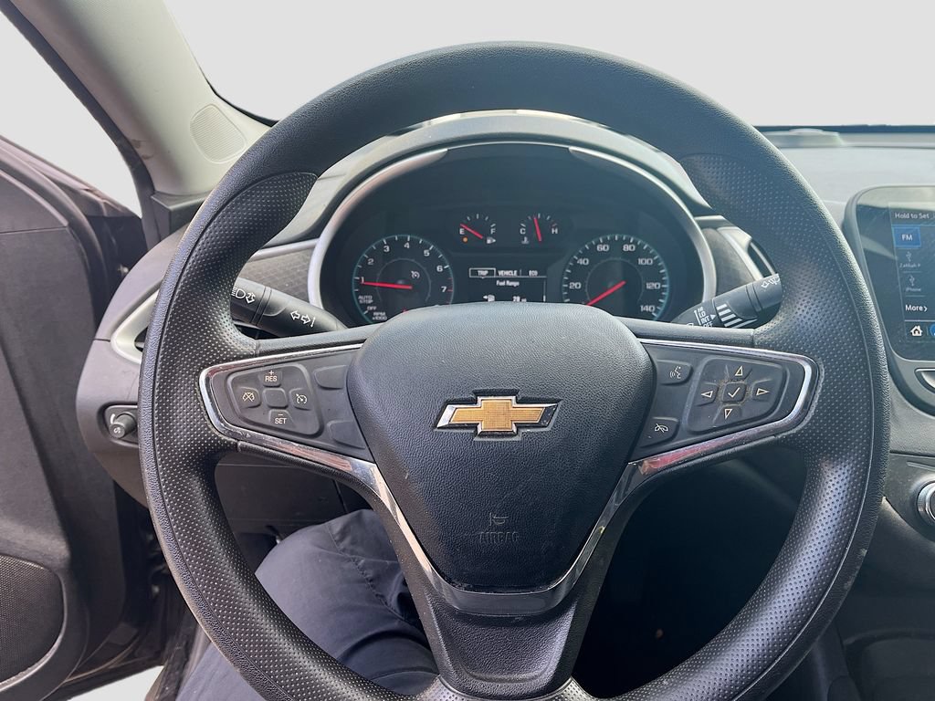 Used 2020 Chevrolet Malibu LS FWD image 11