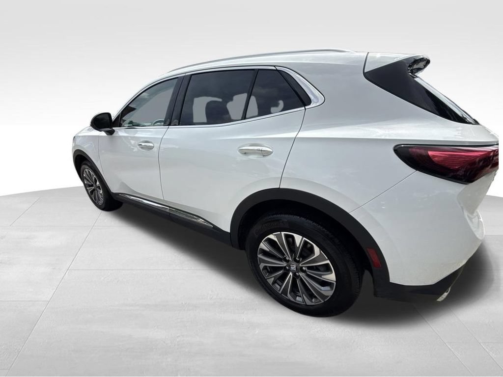Used 2024 Buick Envision Preferred AWD/4WD image 3
