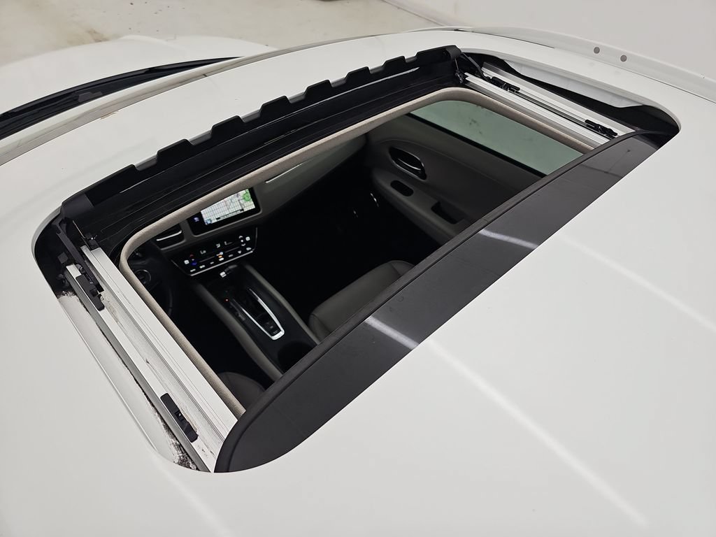 Used 2017 Honda HR-V EX-L image 35