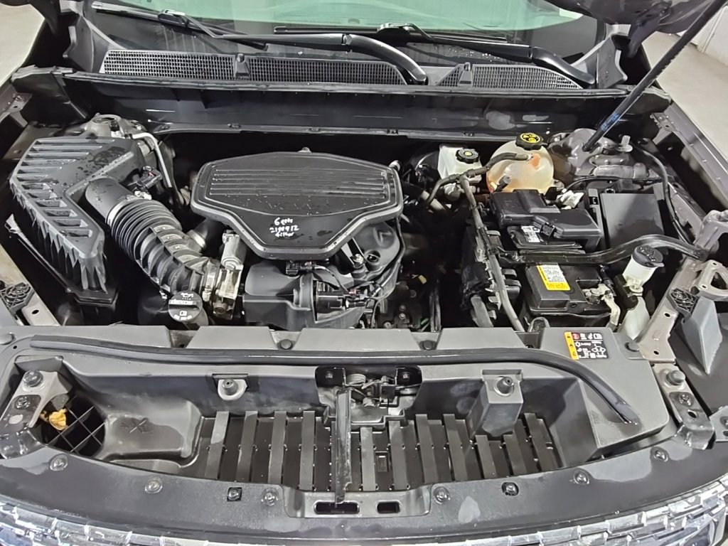 Used 2020 GMC Acadia Denali w/ Trailering Package AWD/4WD image 12