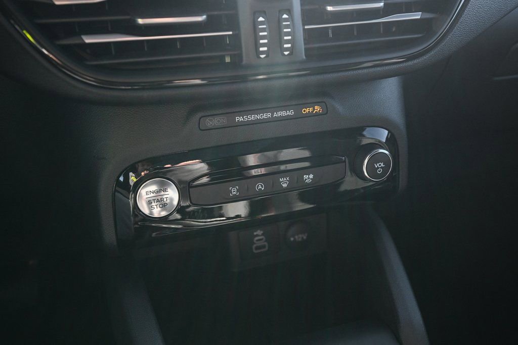 New 2026 Ford Escape ST-Line Select w/ Equipment Group 401A image 31