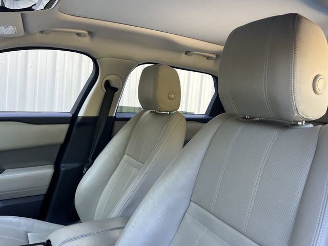 Used 2018 Land Rover Range Rover Velar S image 15