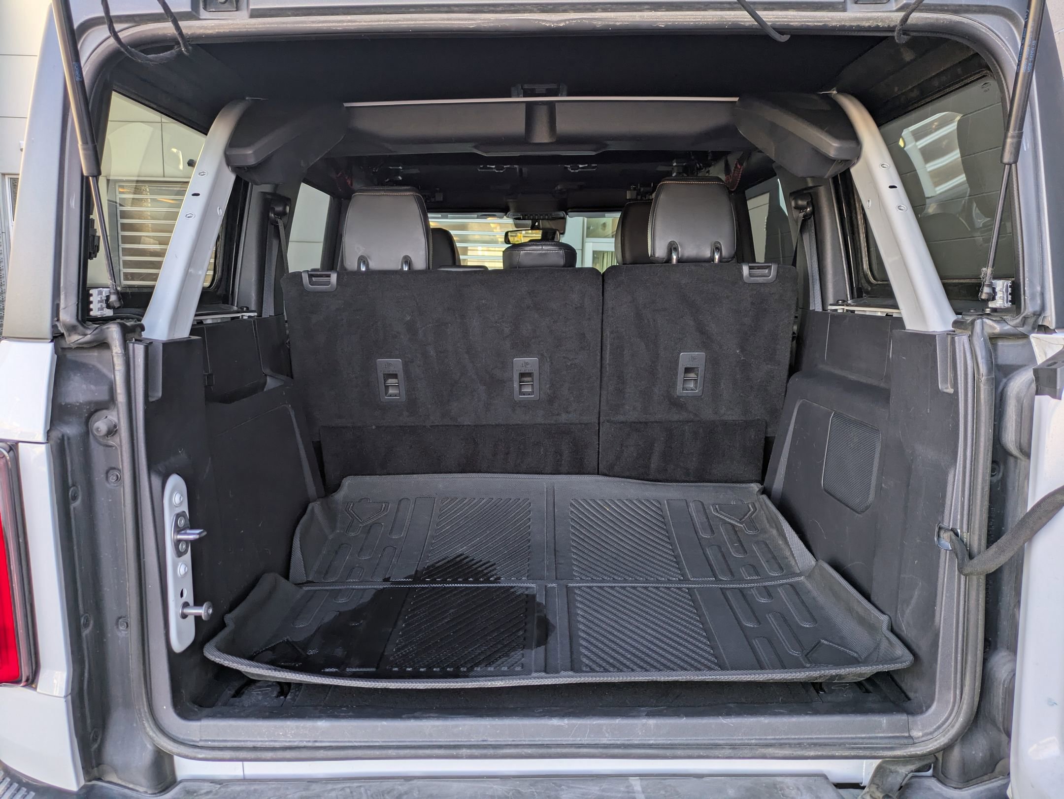 Used 2023 Ford Bronco Badlands image 24