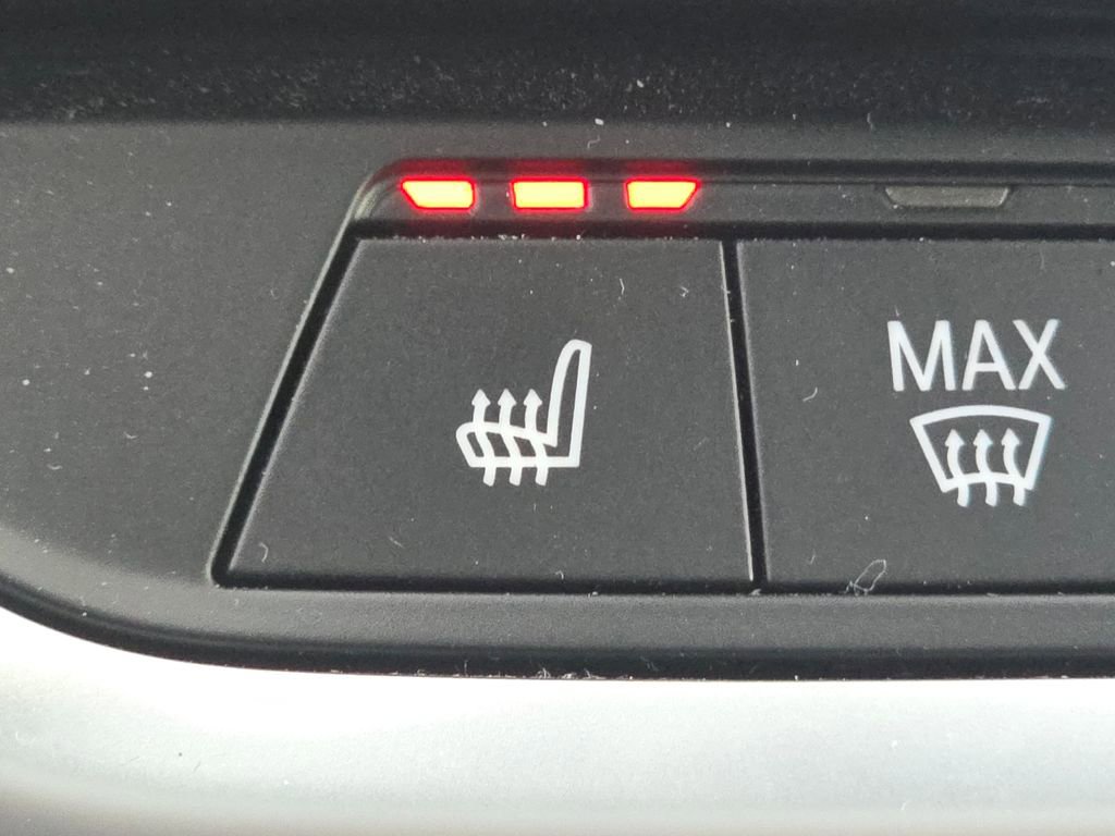 Used 2024 BMW X3 M40i w/ Premium Package image 6