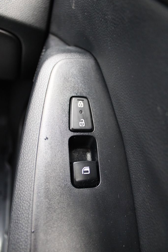 Used 2023 Kia Seltos Nightfall Edition AWD/4WD image 25