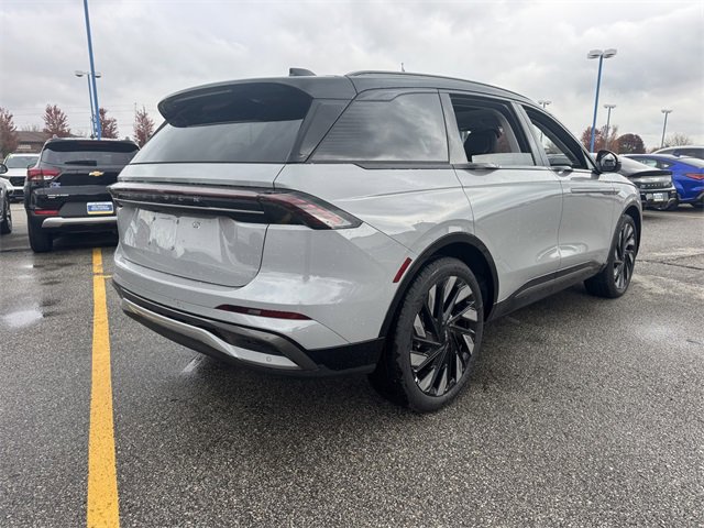 New 2026 Lincoln Nautilus Reserve image 9