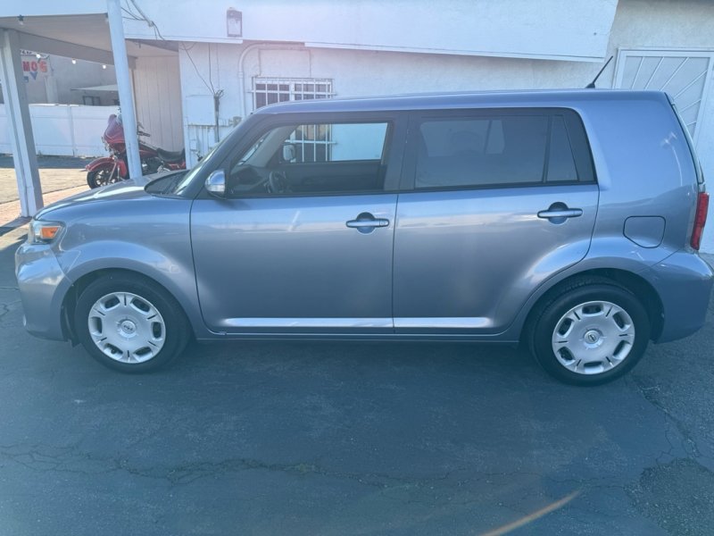 Used 2012 Scion xB image 5