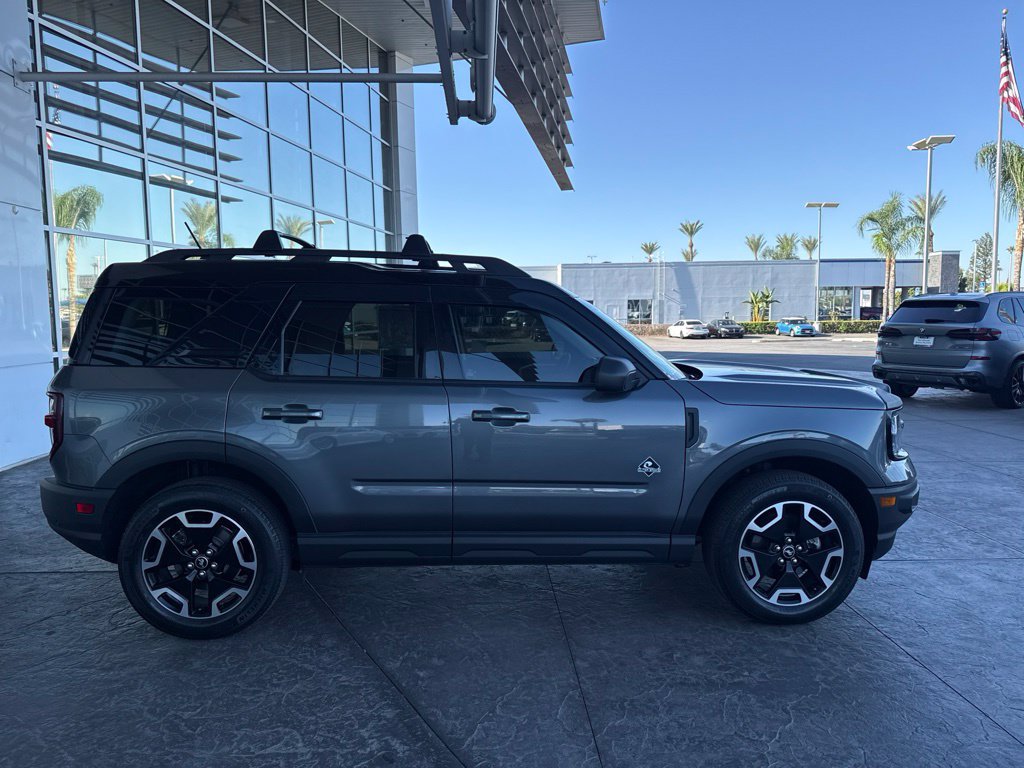 Used 2023 Ford Bronco Sport Outer Banks AWD/4WD image 3