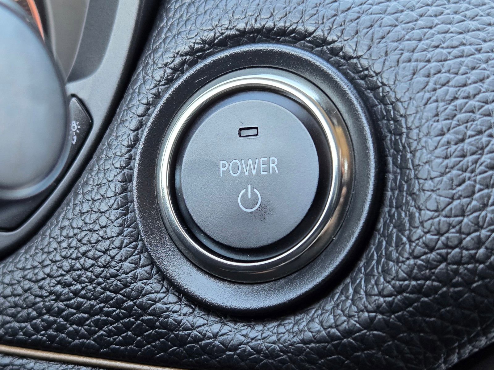 Certified 2024 MAZDA CX-90 Plug-In Hybrid w/ Preferred AWD/4WD image 26