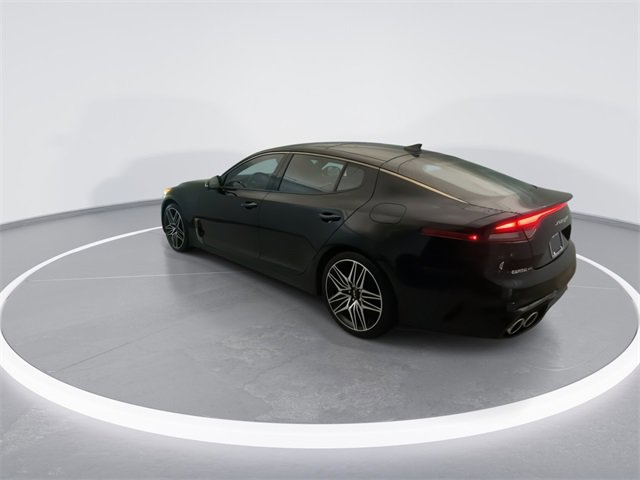 Used 2023 Kia Stinger GT2 image 2