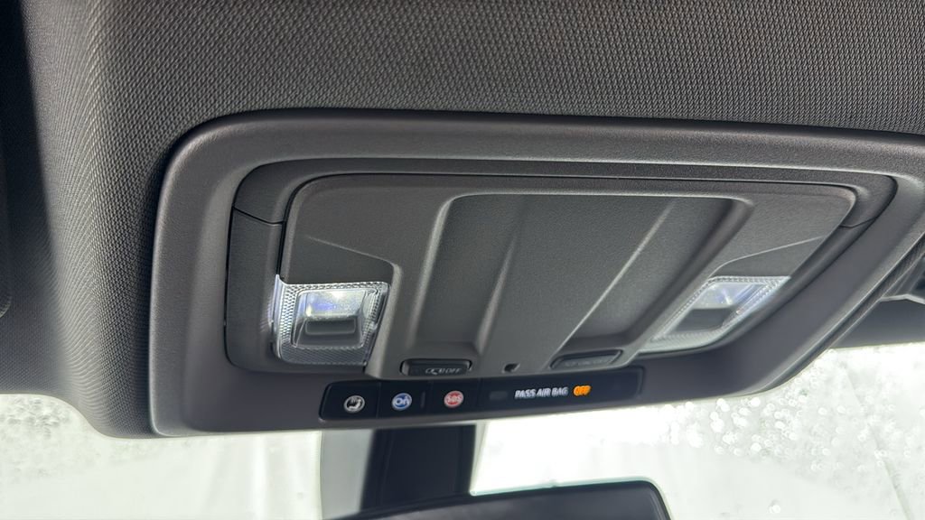 Used 2021 Chevrolet Silverado 1500 LT w/ Bed Protection Package image 29