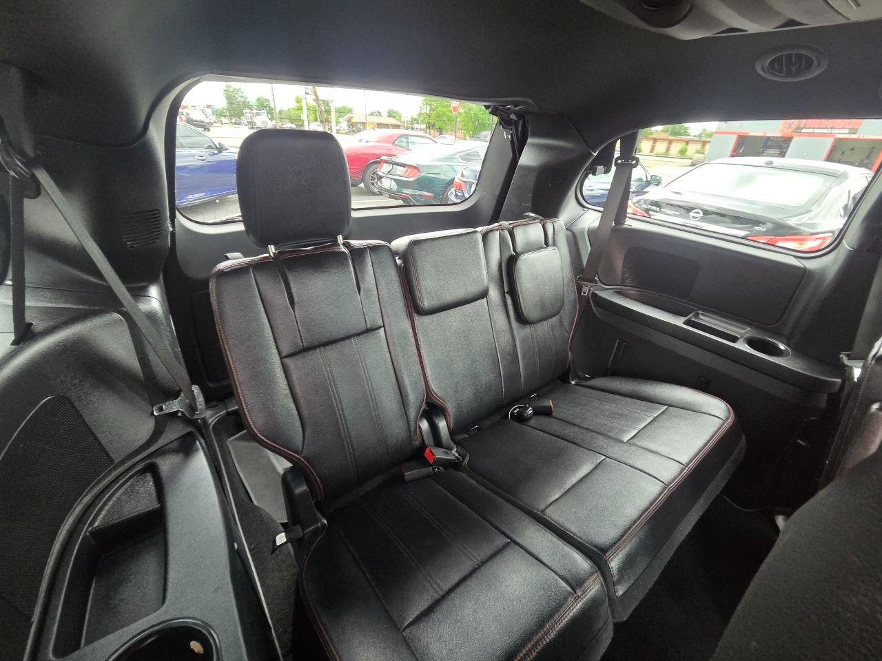 Used 2019 Dodge Grand Caravan GT image 18