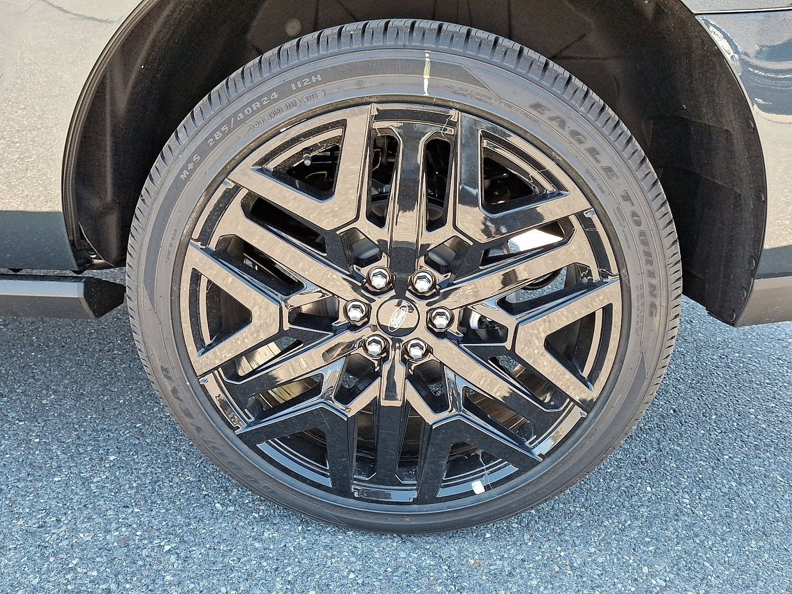 New 2026 Ford Expedition Platinum AWD/4WD image 5